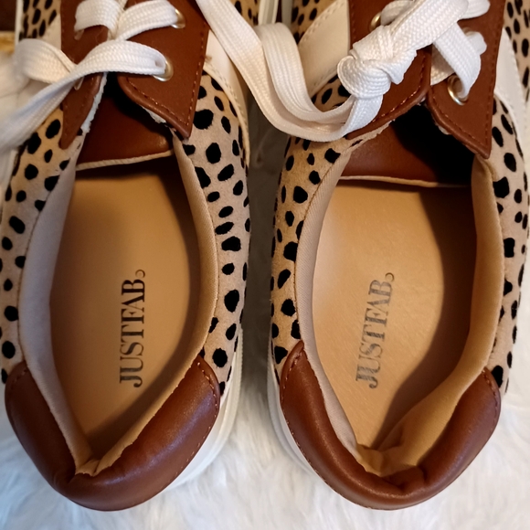 Just Fab Cheetah Print womens sneakers sz 6.5 - Picture 7 of 8